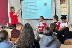 4e3170fc-5d58-4969-ba1f-ea959a0c58e5