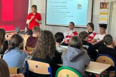 74237953-46f4-4a7c-abdb-ccbdc5bed9c6