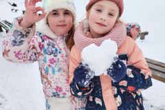 c9437ad6-3519-4162-8997-0977776295c3