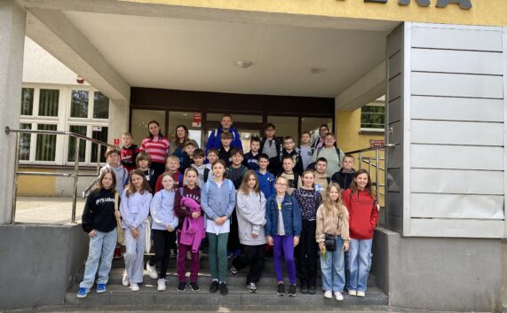 Warsztaty komiksowe w bibliotece w Obornikach